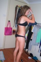 Карина — шлюха по вызову, от 3500 руб. в час