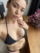 Массаж Адель, 8 499 409-58-85 Вызвать шлюху на дом в Москве (Массаж Адель, 25 лет)