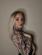 Вероника, 8 499 371-59-36 Вероника - полная лесби проститутка в Москве