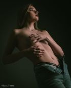 Девушка легкого поведения  Малика с аппетитными формами