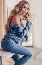 Алена, 8 915 015-33-95 индивидуалка по вызову Алена, 19 лет, Москва, работает 24 7