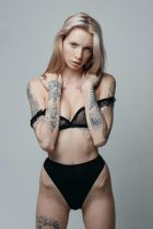 молодая шлюшка Ада — анкета девушки