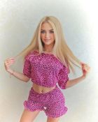 Арина, 8 910 897-10-77