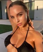 Стелла, 8 909 634-98-12