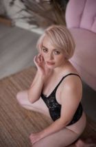 Скарлет, 8 968 990-42-23 Скарлет, рост: 165, вес: 56 — тайский массаж члена