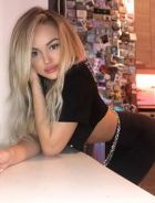 Марина, 8 905 521-08-62 Марина, 20 лет — госпожа-страпонесса