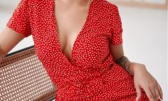 Индивидуалка Валери Тел. +7 921 957-83-13