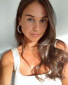 Лена, 8 967 259-22-32 Лена, тел. 8 967 259-22-32 — красивая девушка для интима