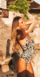 Марина, 8 967 259-22-32 заказать проститутку от 6000 руб. в час (Марина, 21 лет)